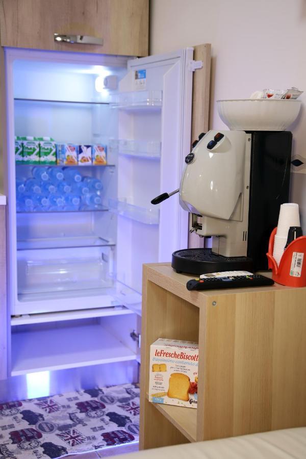Casa Alma Apartment Наполи Екстериор снимка