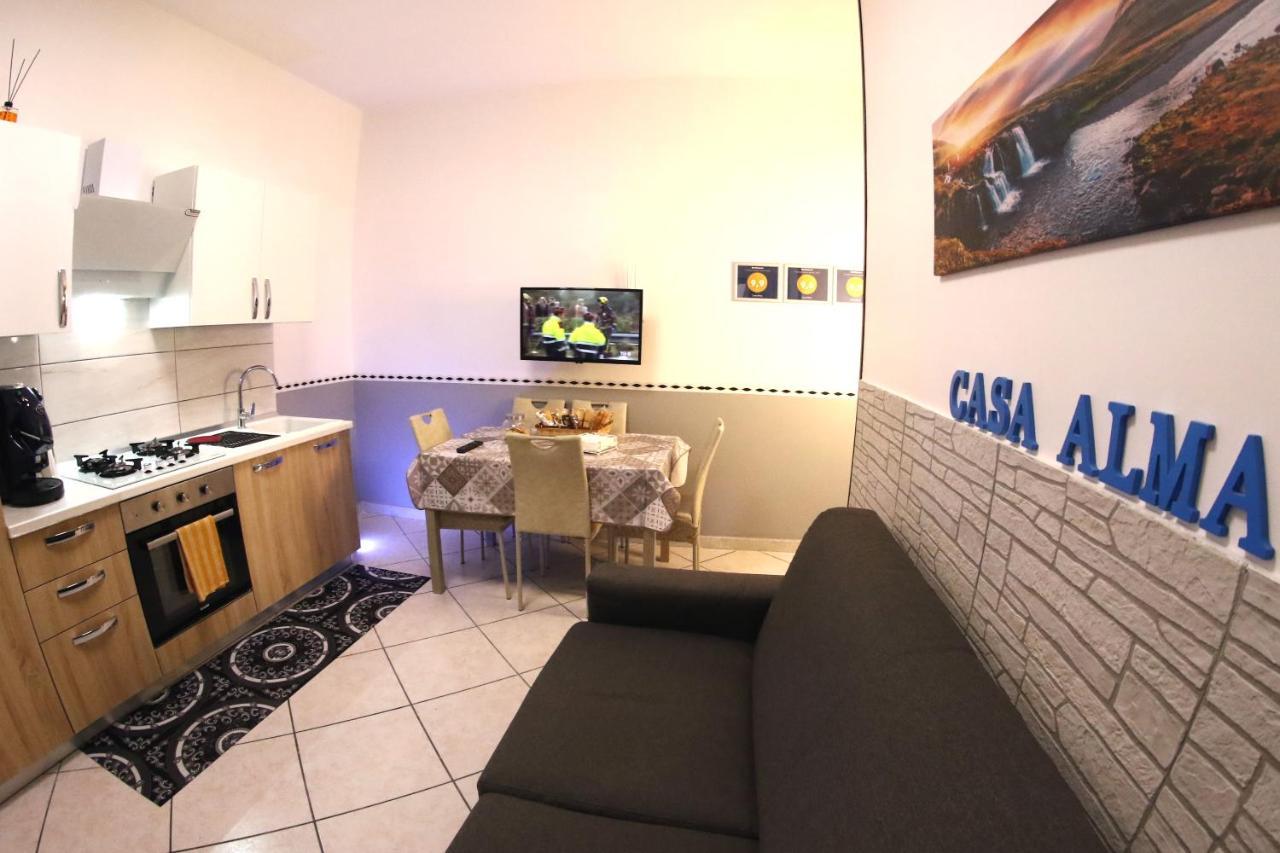 Casa Alma Apartment Наполи Екстериор снимка